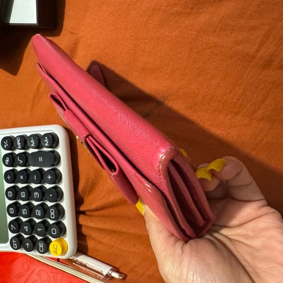 Prada Pink Wallet with Bow Detail - Picture 7 of 11